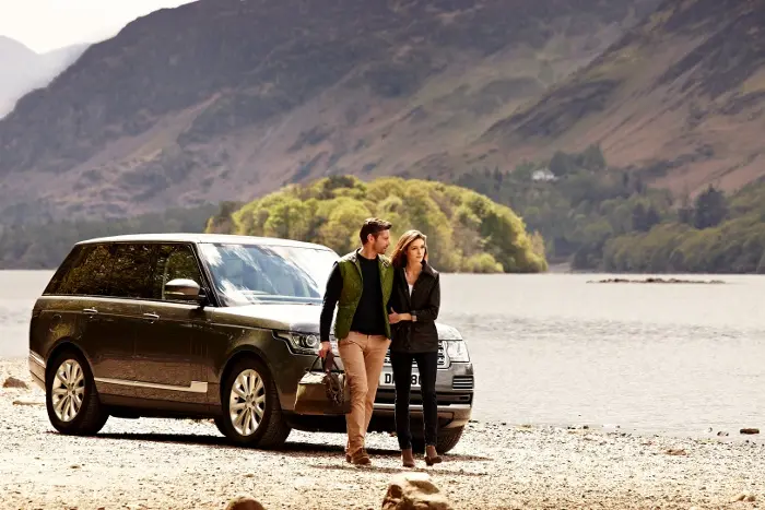 Barbour e Land Rover lanciano la collezione Primavera - Estate 2015