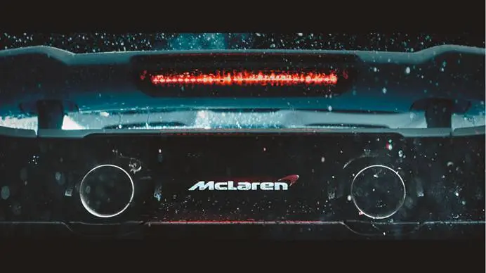 McLaren 675LT: prestazioni ottimizzate, ma resta fedele alla sua immagine iconica 