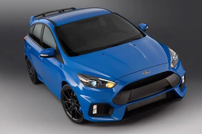 Ford Focus RS diventa globale e debutta a New York nel nuovo colore Nitrous Blue