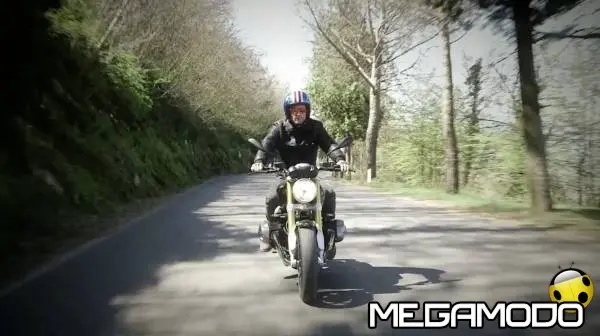 p90184897 bmw italia partner of the jovanotti tour 2015 lorenzo is riding a bmw r ninet on the way to cortona 600px