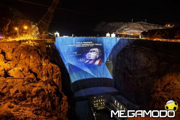 600freightliner hoover dam 1
