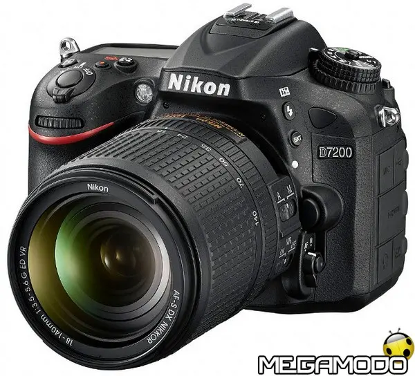 nikon d7200 18 140 front34l