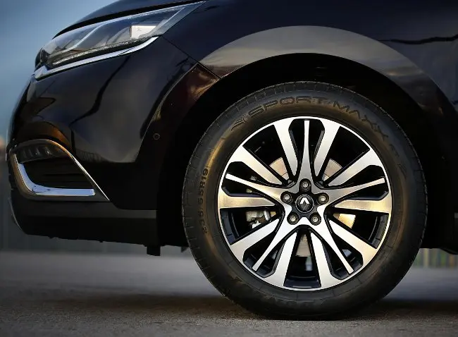 Dunlop equipaggia Renault Espace