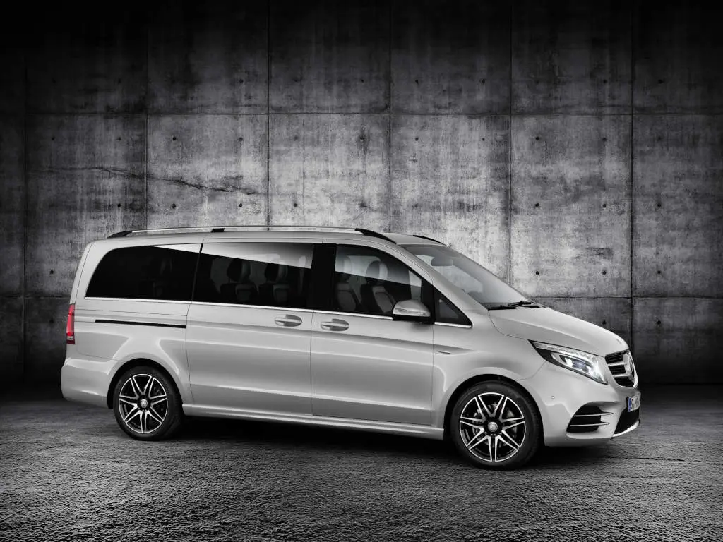 Mercedes-Benz Classe V AMG Line porta il design sportivo nel segmento dei monovolume