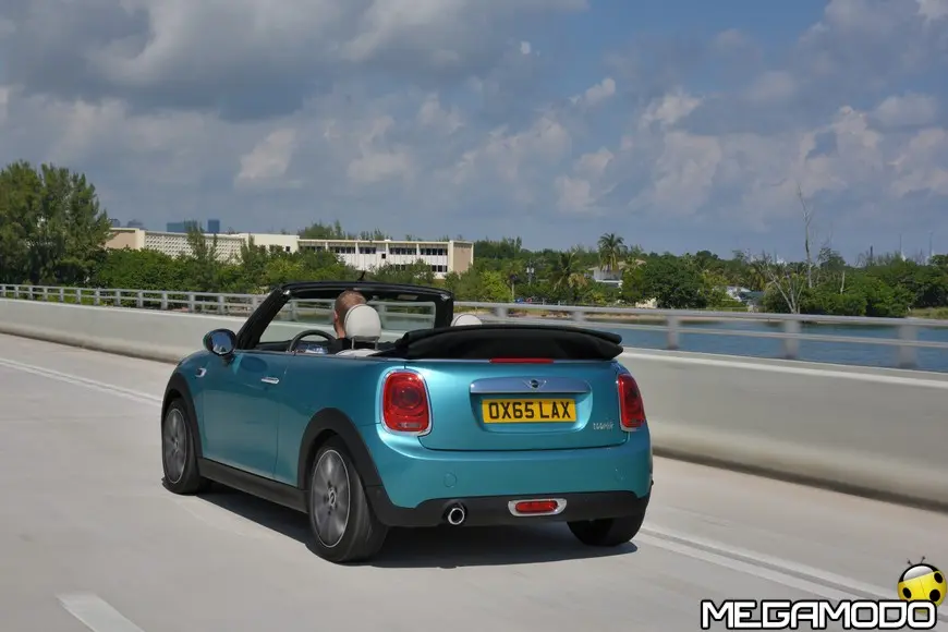 NUOVA MINI CABRIO