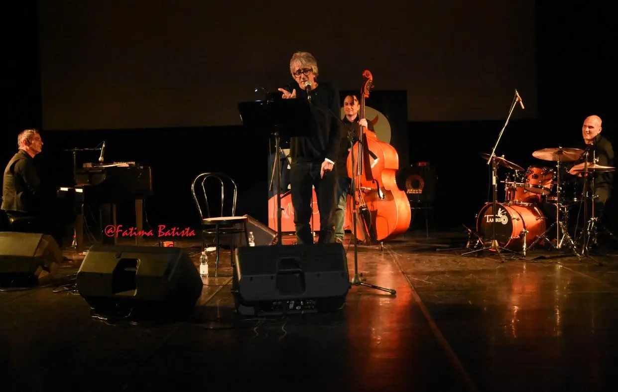 Jazzaltro, il nuovo disco di Servillo, Girotto e Mangalavite