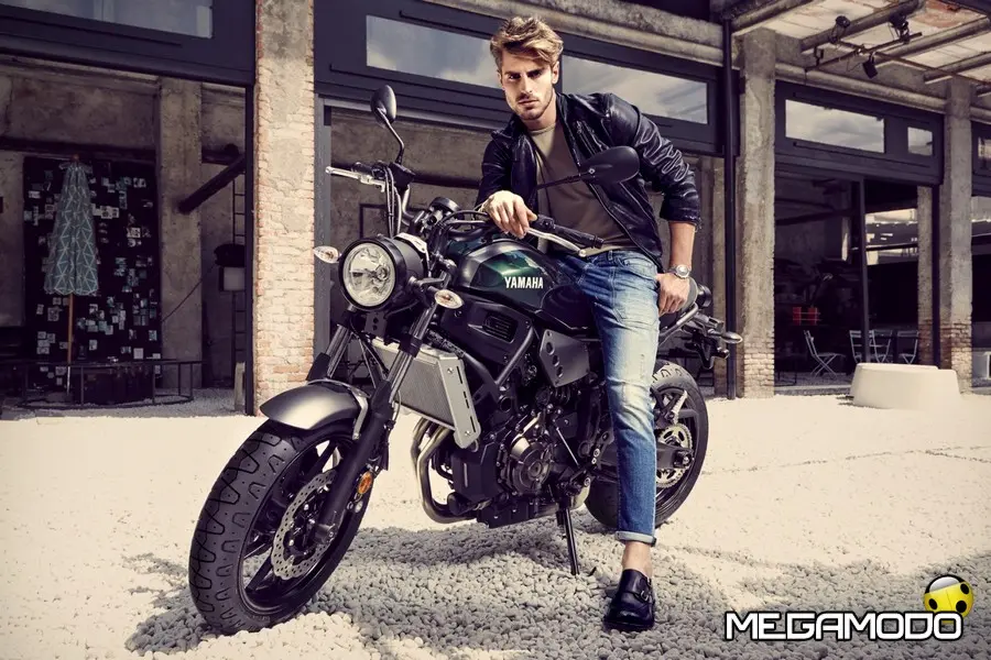 Yamaha XSR 700 e la nuova collezione J Jeans