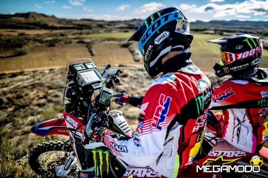 mod_monsterenergyhondateam17_garmin_7557_mch