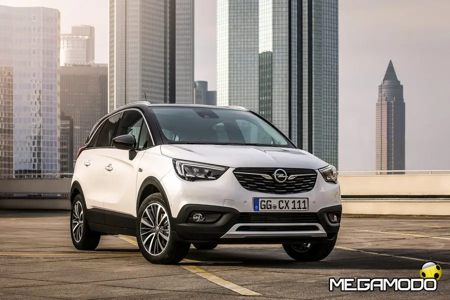 Opel, il lancio del nuovo Crossland X