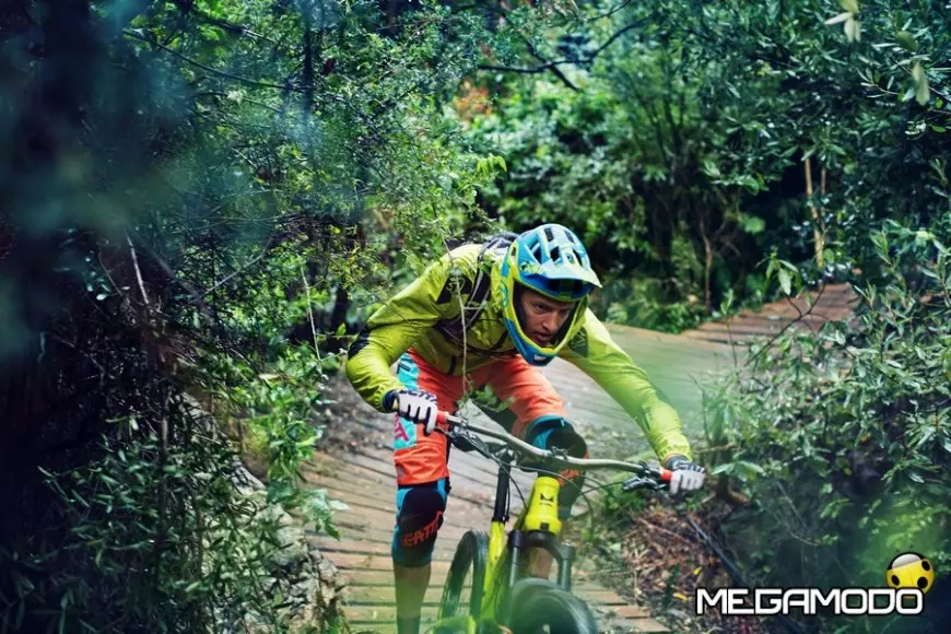 MOD_Leatt DBX Lifestyle 5