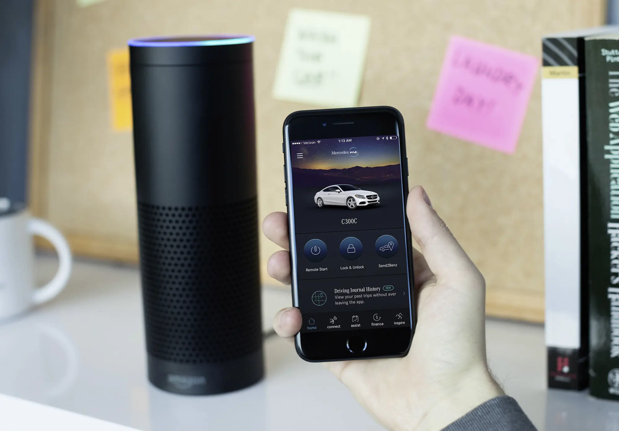 Mercedes-Benz, con Google Home ed Amazon Alexa entra nel 'terzo living'
