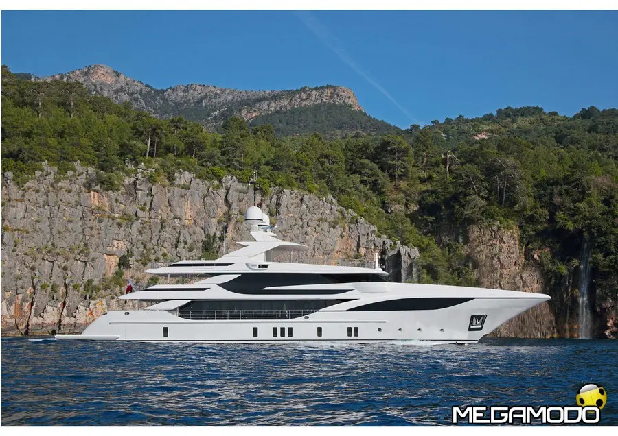 Benetti annuncia la vendita del nuovo SuperYacht Custom di 47 metri FB703