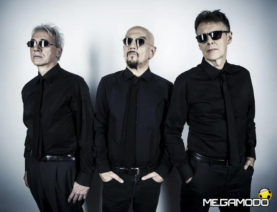 Enrico Ruggeri torna Live con i "decibel"!