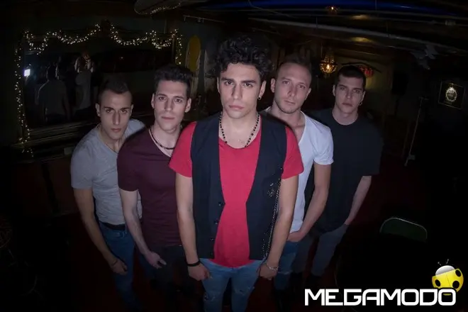 I Thema a MEGAMODO, la band che canta l'amore