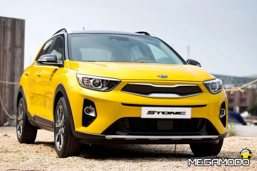 Kia presenta Stonic, l'urban crossover
