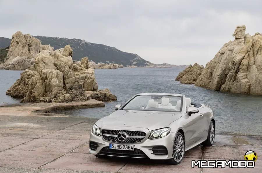 Mercedes-Benz svela la nuova Classe E Cabrio