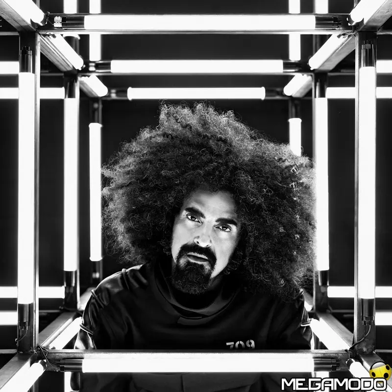 Caparezza svela cover e tracklist del nuovo album "Prisoner 709"