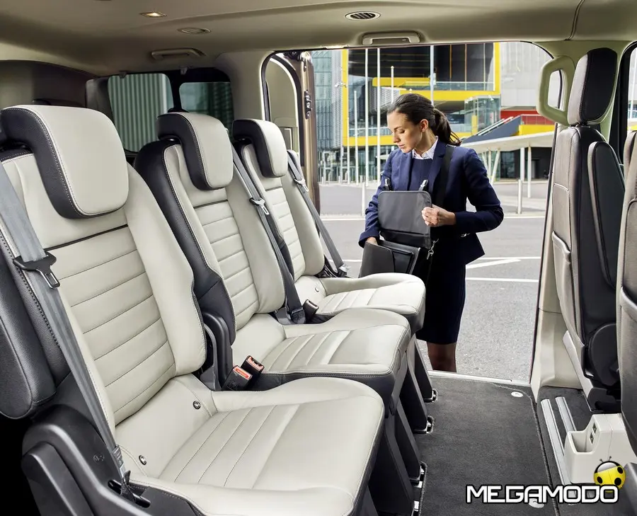 Ford presenta il nuovo Tourneo Custom