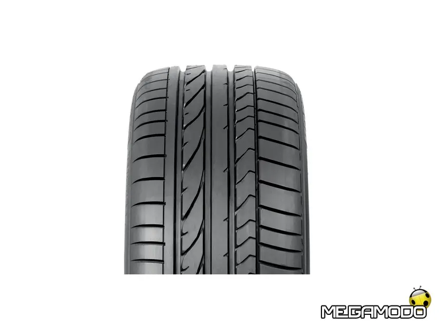 Bridgestone Dueler H/P Sport su Porsche Cayenne