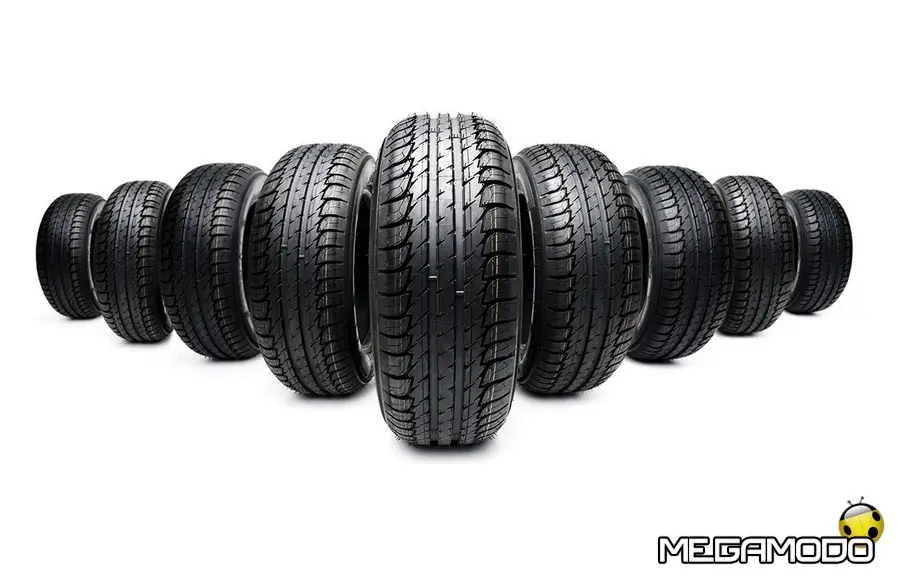 Novembre, tempo di passare agli pneumatici invernali