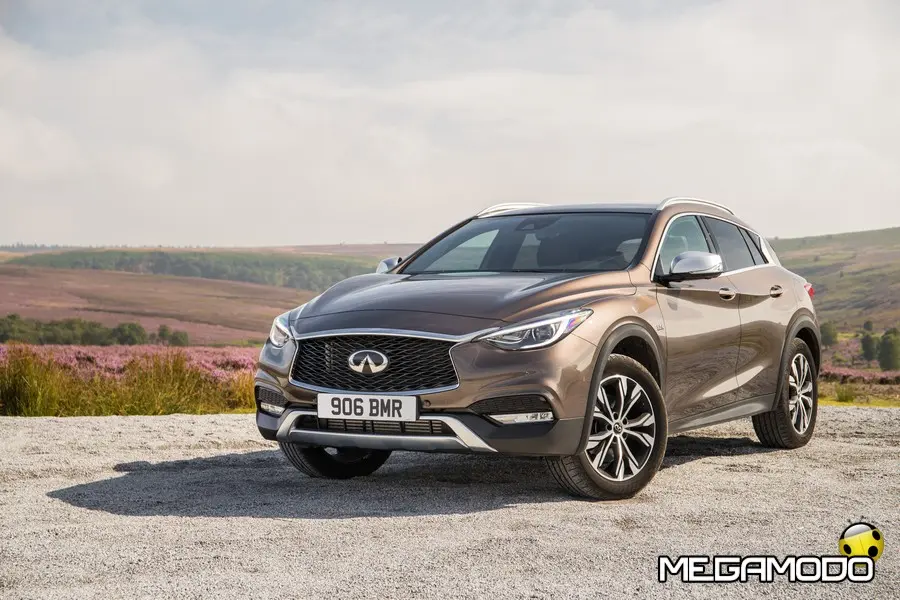 INFINITI svela le versioni aggiornate di Q30 e QX30