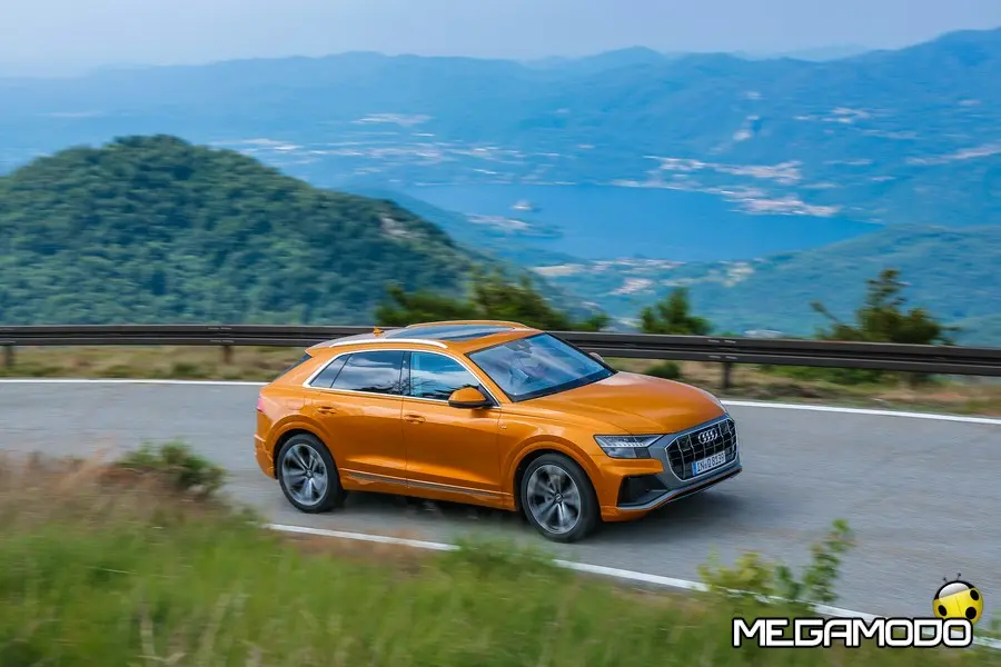 Tour Audi Q8 al via