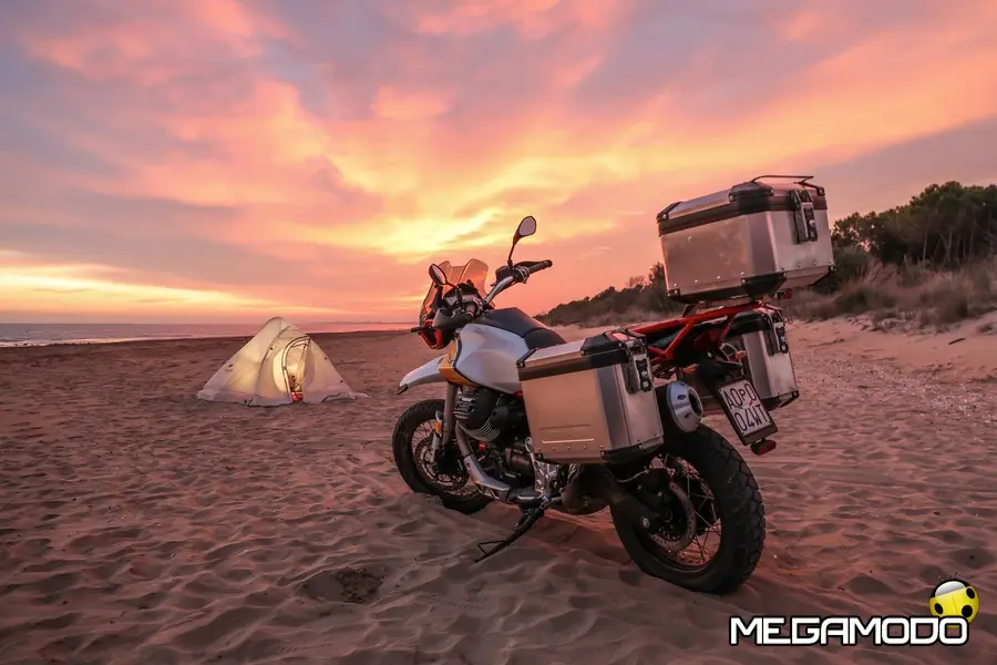 Moto Guzzi svela la nuova V85 TT