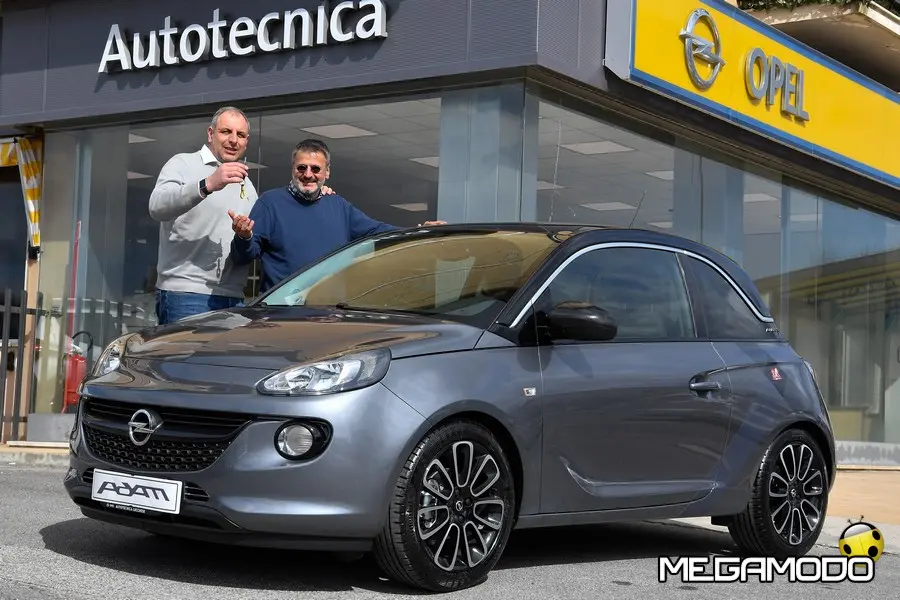 Consegnata la Opel ADAM Special Edition XF premio di “SHARE YOUR #CITYFACTOR”