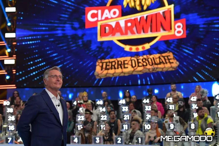 Ciao Darwin 8 torna in prima serata su Canale 5