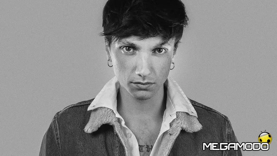 Ultimo in concerto al Palasele di Eboli con il "Colpa delle Favole Tour"