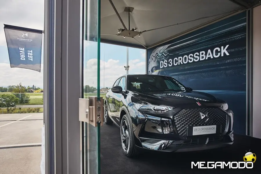 DS 3 Crossback protagonista nei nuovi DS Concept Store