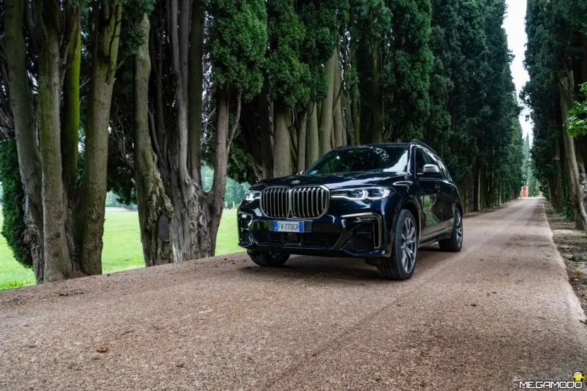 BMW X7: l’ammiraglia si fa SAV