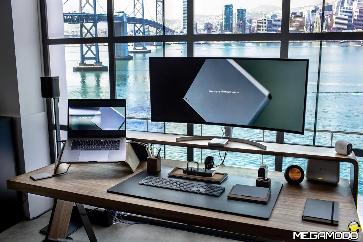 LaCie Mobile Drive: i tuoi contenuti, con te, anche in vacanza!