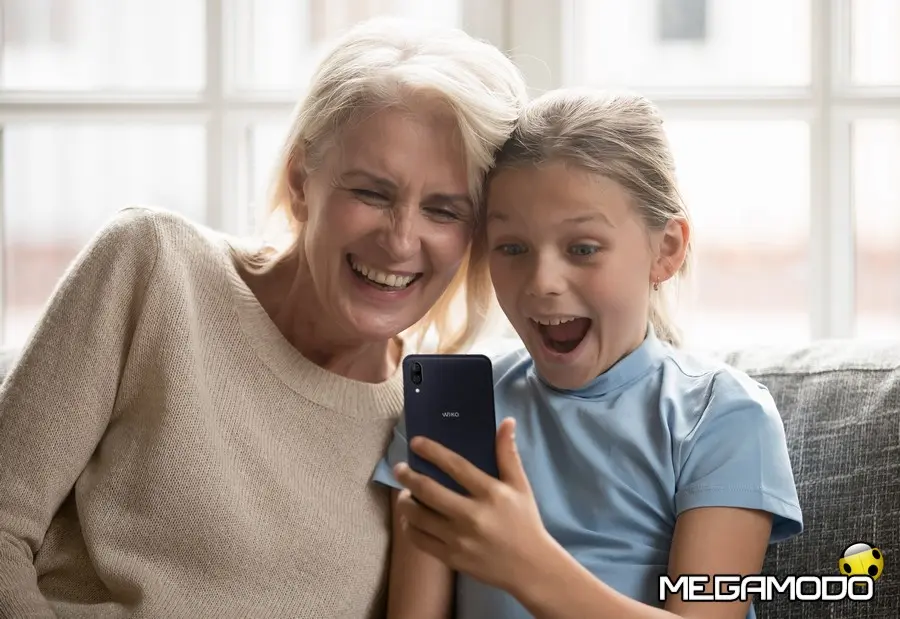 Wiko celebra la festa dei nonni con la modalità "Simple Mode" di Y80