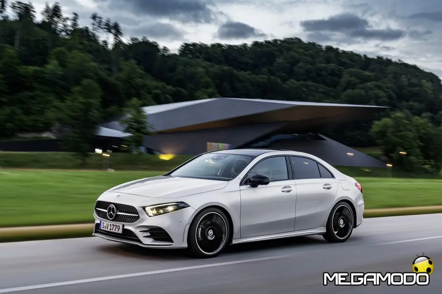 Svelata la nuova Mercedes-Benz Classe A Sedan