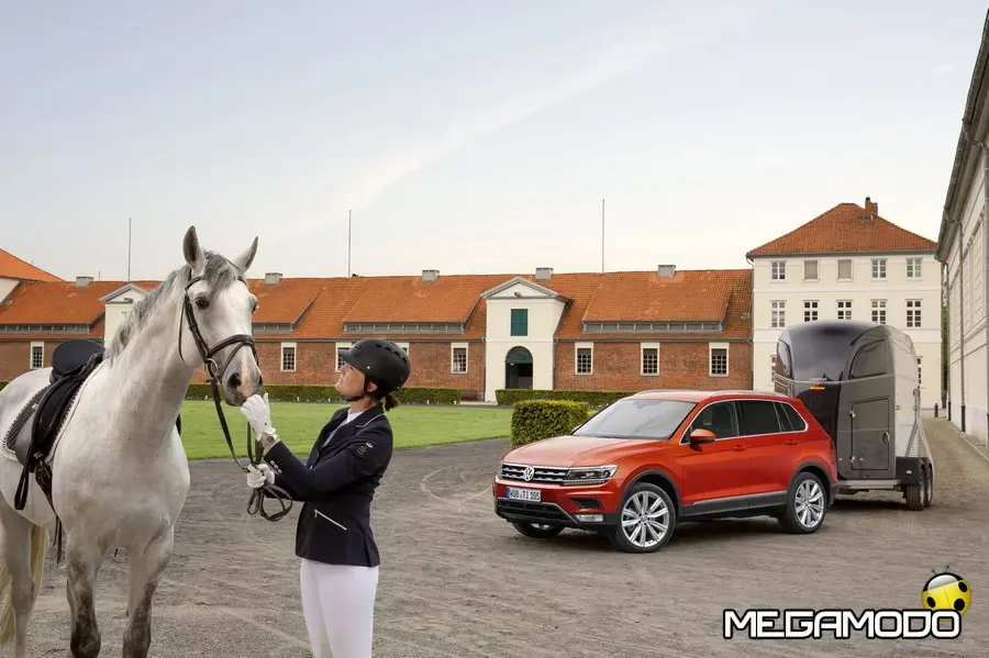 La Volkswagen a Cavalli a Roma con T-Cross, Touareg e Tiguan Allspace con Trailer Assist