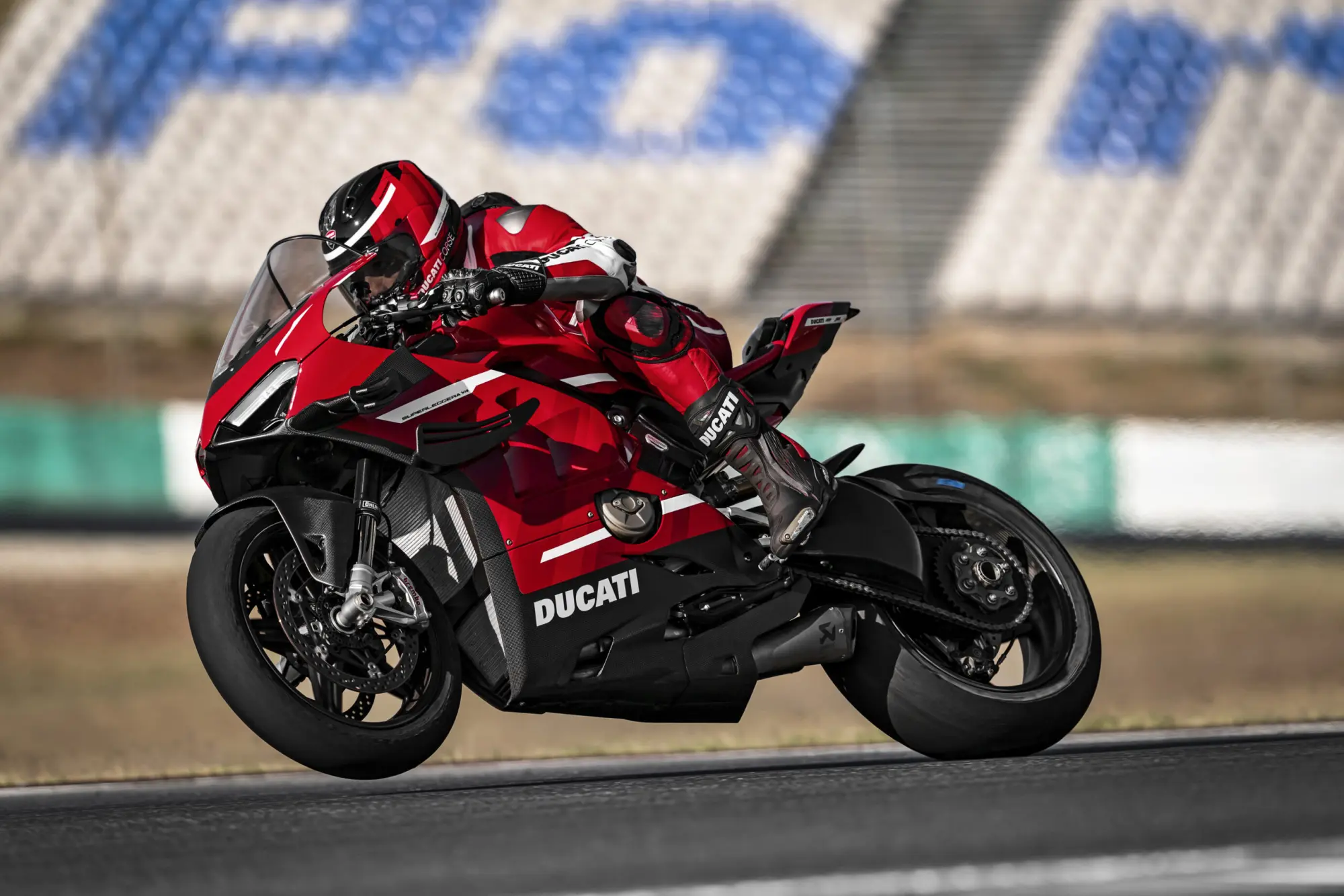 Pirelli: un Diablo Supercorsa SP speciale per la Ducati Superleggera V4