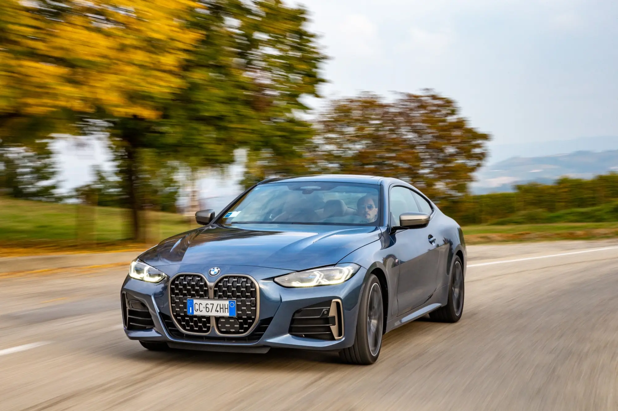 Nuova BMW Serie 4 Coupè: stile e sportività nel segno della tradizione