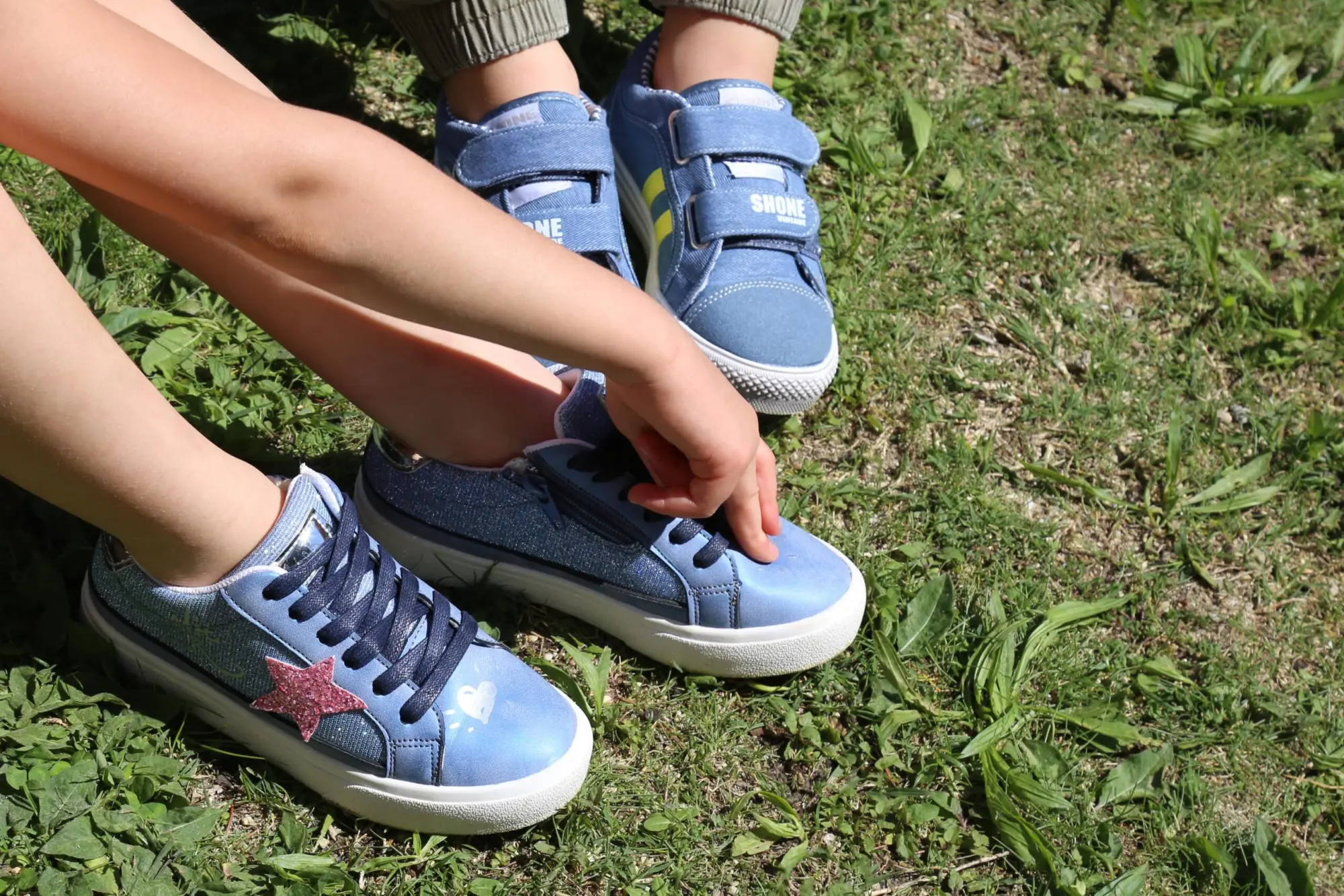 Scarpine Shone: l'allegria è ai piedi dei bambini