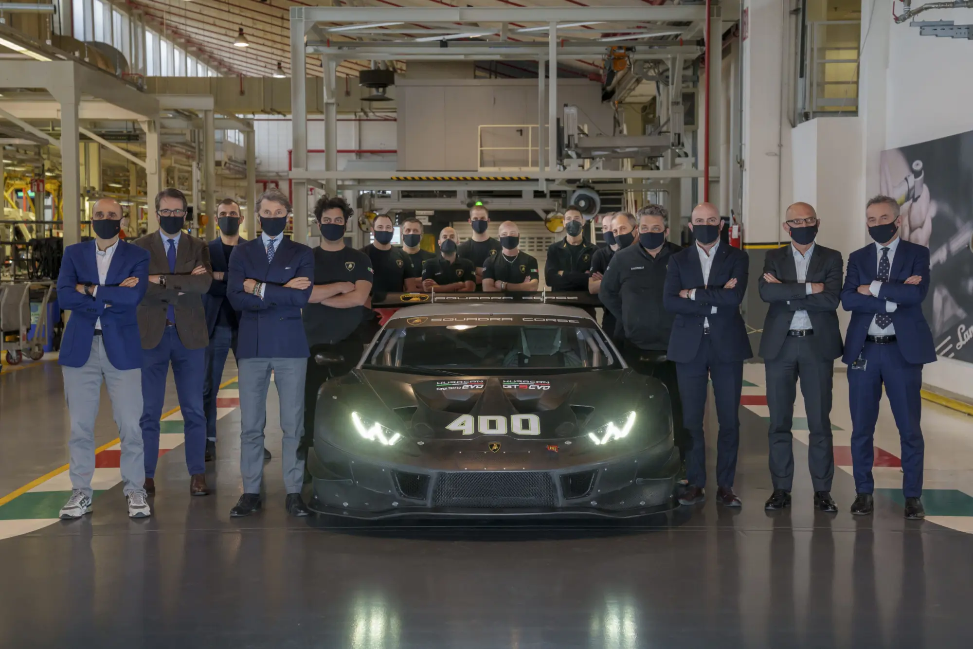 Lamborghini celebra la 400esima Huracán da corsa