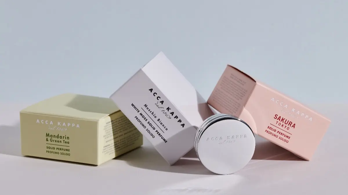 Acca Kappa: profumi solidi in tre fragranze prêt-à-porter.