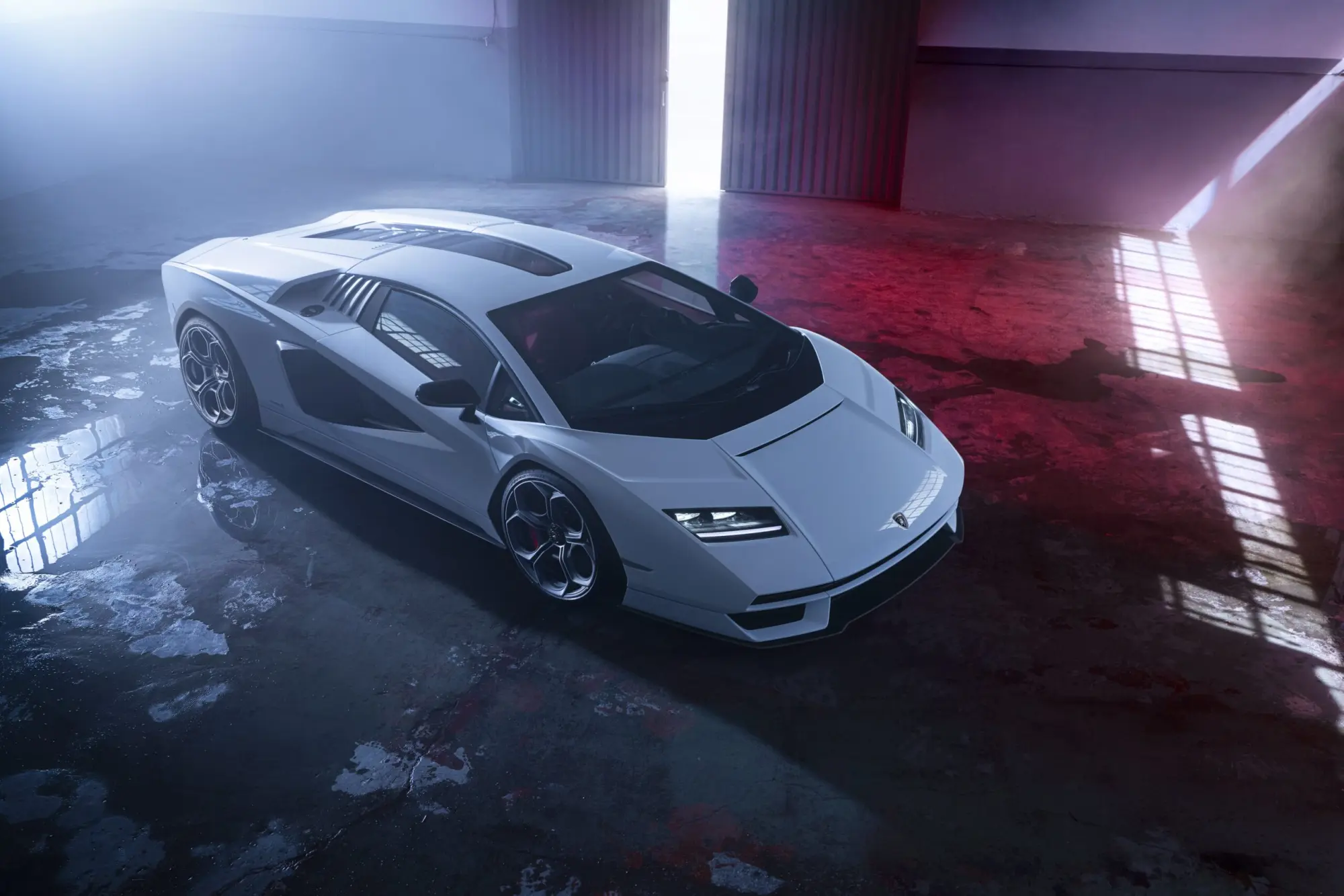 Lamborghini Countach LPI 800-4 in anteprima alla Milano Design Week