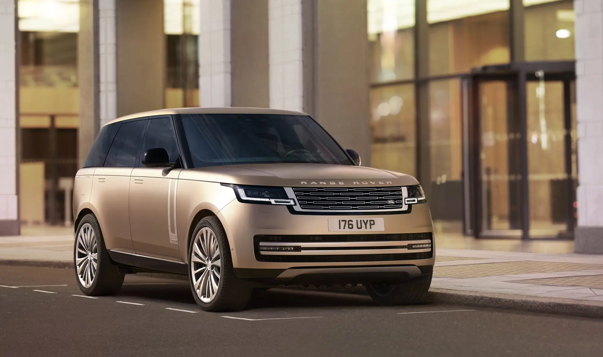 Range Rover 2022: lusso e tecnologia all'insegna della sostenibilità