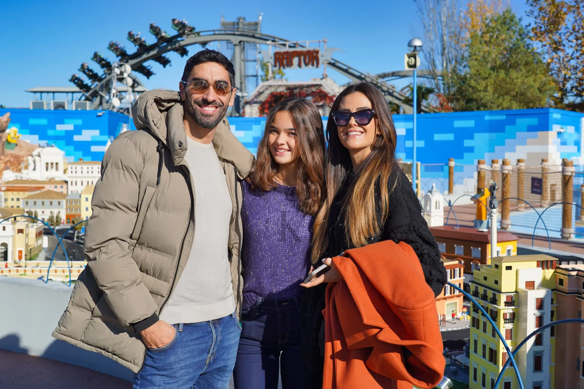 Gardaland: Giorgia Palmas e Filippo Magnini hanno inaugurato "Prezzemolo&Friends"
