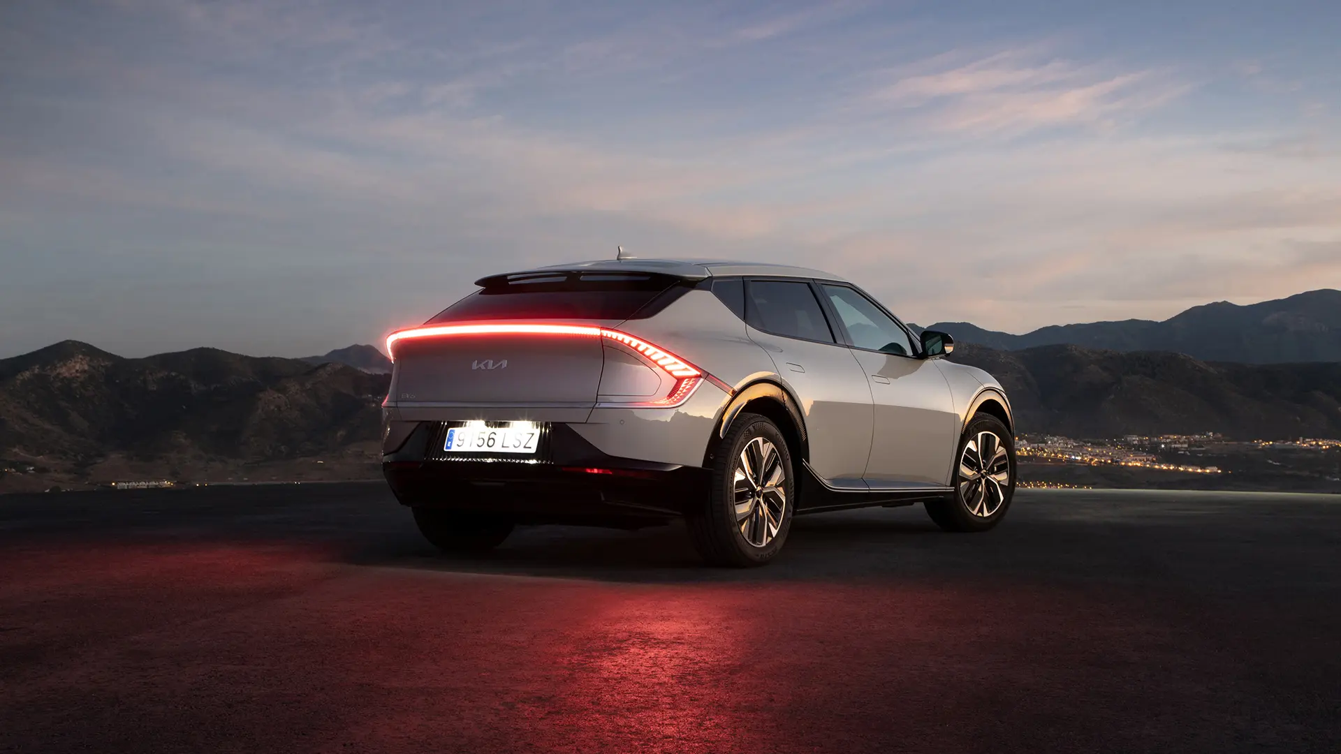 Kia e Camera Nazionale della Moda Italiana insieme per esaltare design e innovazione