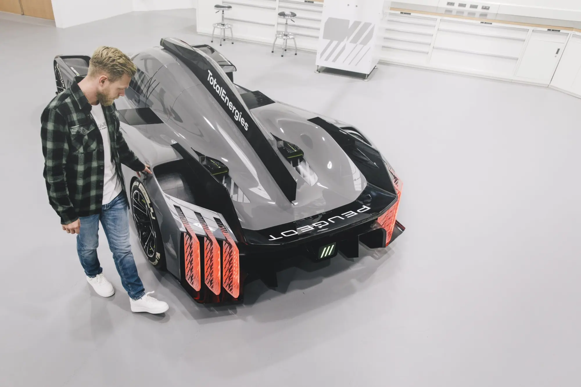 Le tecnologie di Peugeot Sport e Jack & Jones insieme nell' Endurance