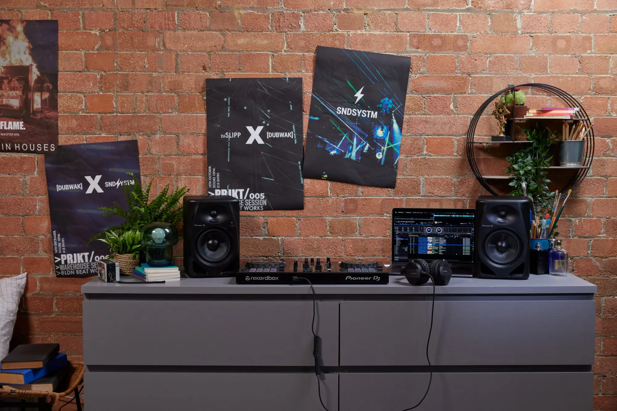 Pioneer DJ: ecco il nuovo DM-50D