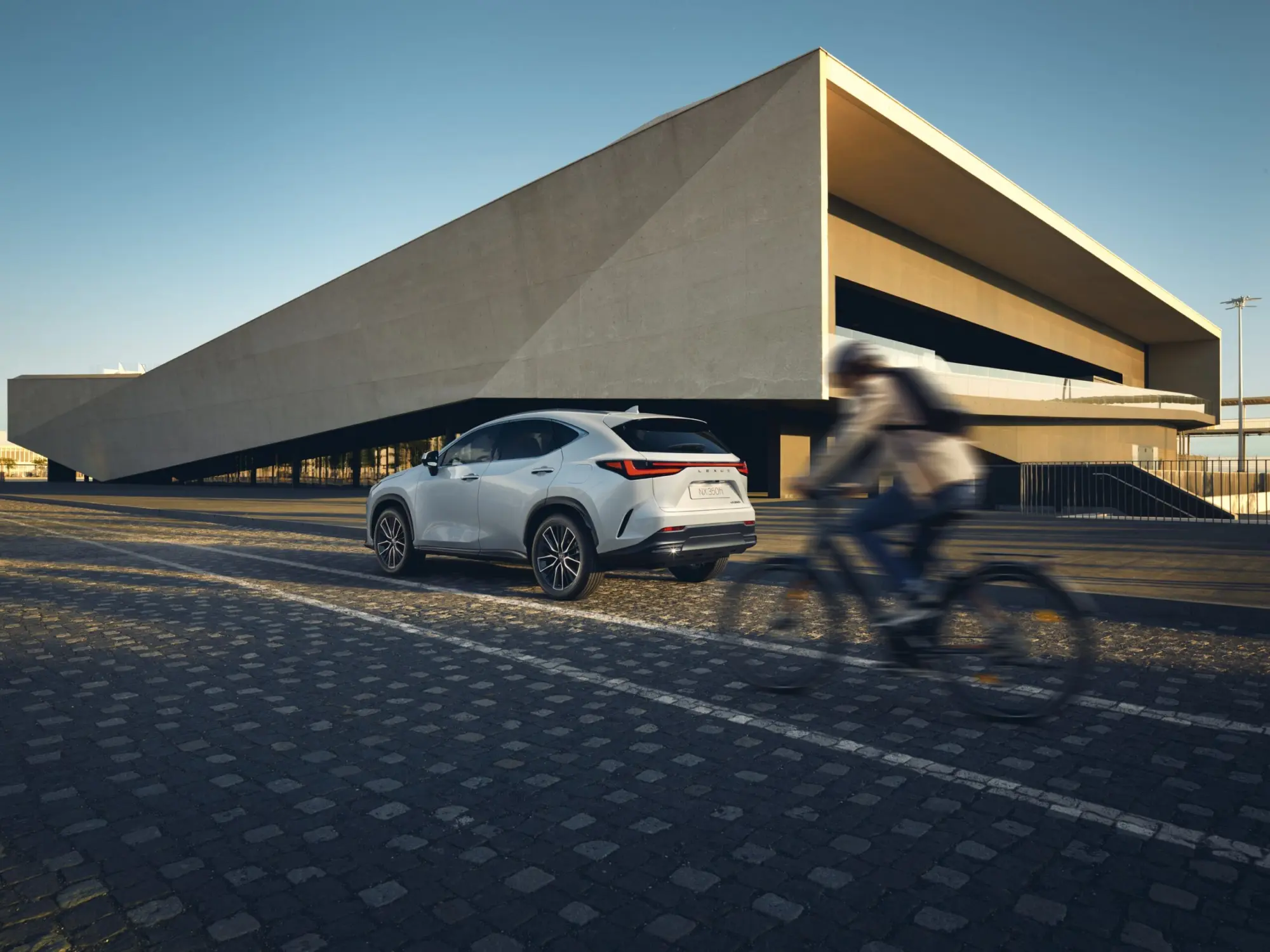 Lexus: sicurezza al top per il nuovo NX