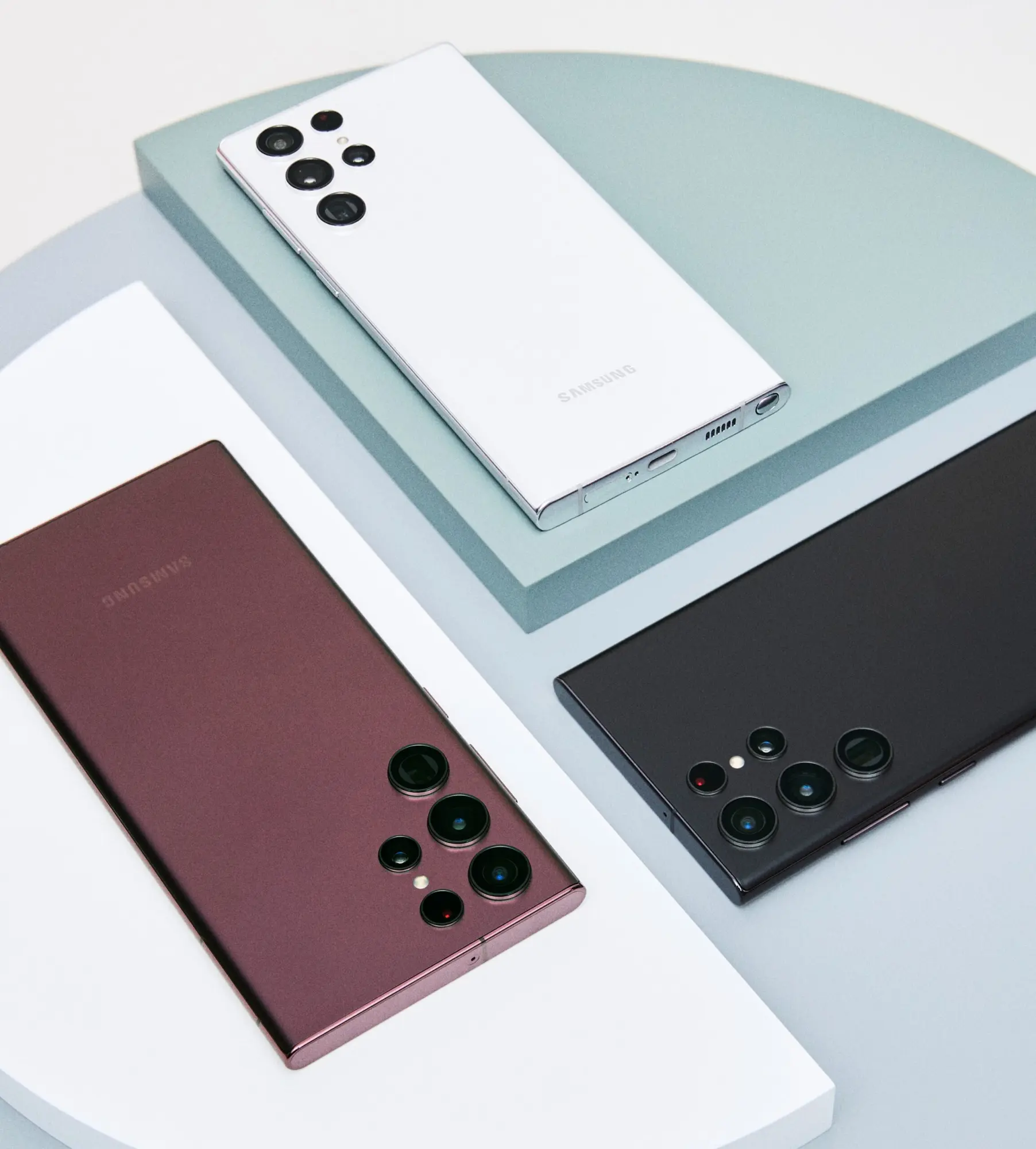 Samsung: ecco i Galaxy S22, S22 Plus e S22 Ultra