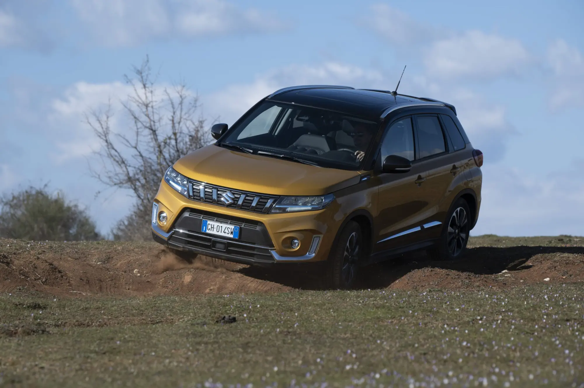 Suzuki presenta la nuova Vitara Hybrid